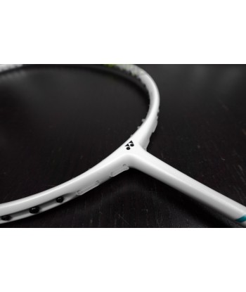 Yonex Nanoflare 555 (Matte White) des créatures d'habitude