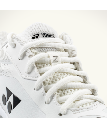 Yonex Power Cushion 65 Z3 Men's Limited Edition Court Shoes (Pure White) pas cher 